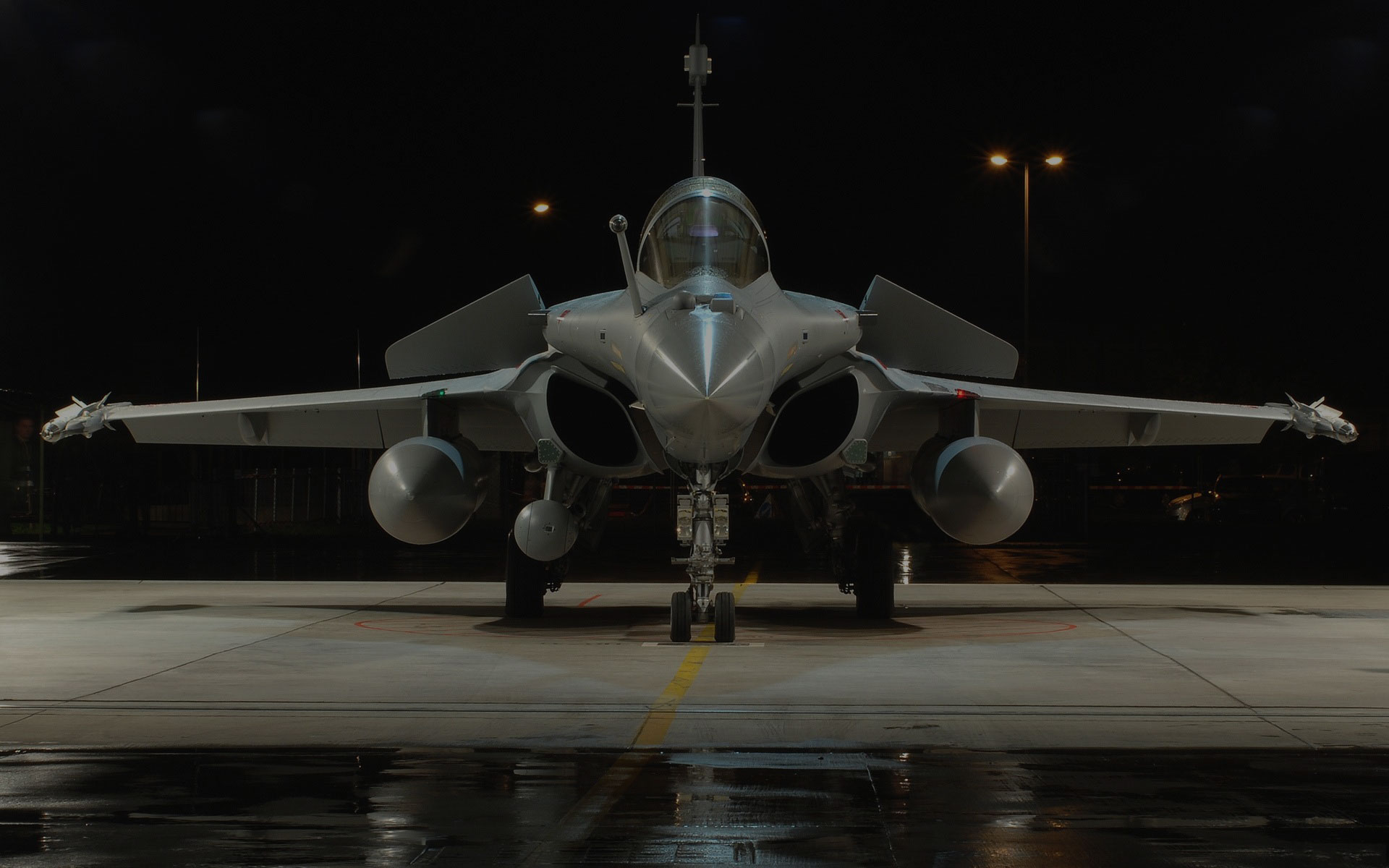 F16 Main